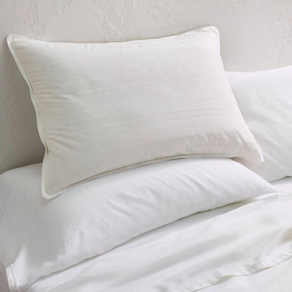Casaluna Premium Down Pillow Hypoallergenic